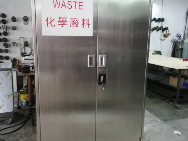 不銹鋼醫療廢物櫃